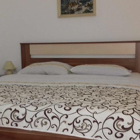 Apartmani Pajalic Krk Town Exterior photo
