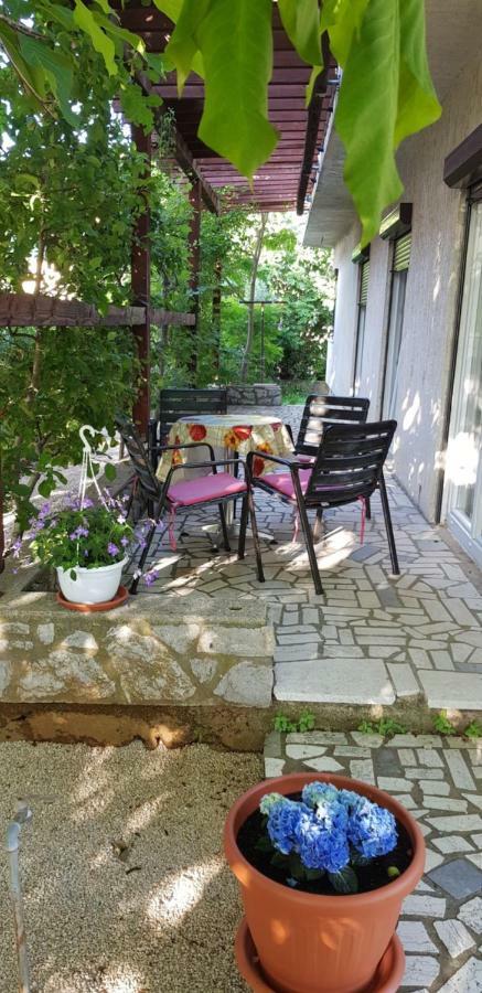 Apartmani Pajalic Krk Town Exterior photo