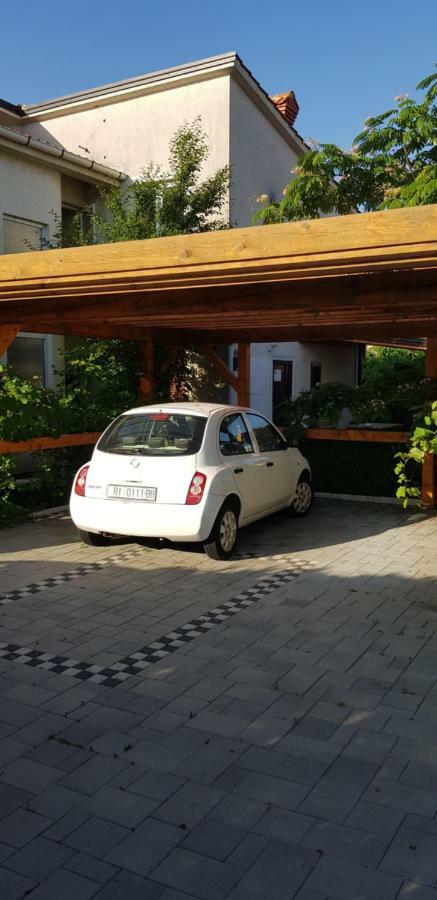 Apartmani Pajalic Krk Town Exterior photo